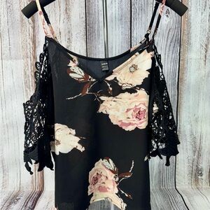 SHEIN Cold Shoulder Blouse with Guipure Lace Sleeves Floral Print Size Large